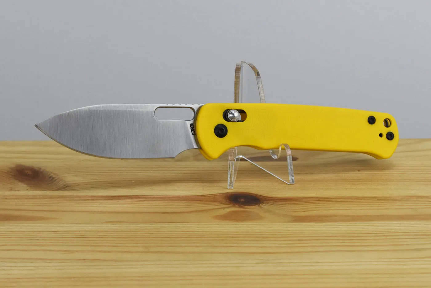 CJRB 1935-YE Hectare (Yellow G10) Folding Knife