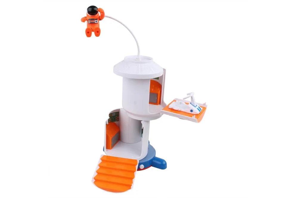 Daron Space Adventure Space Station