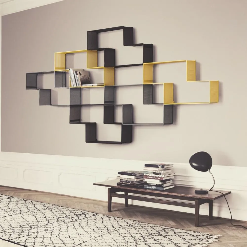 Gubi Cobra Table Lamp