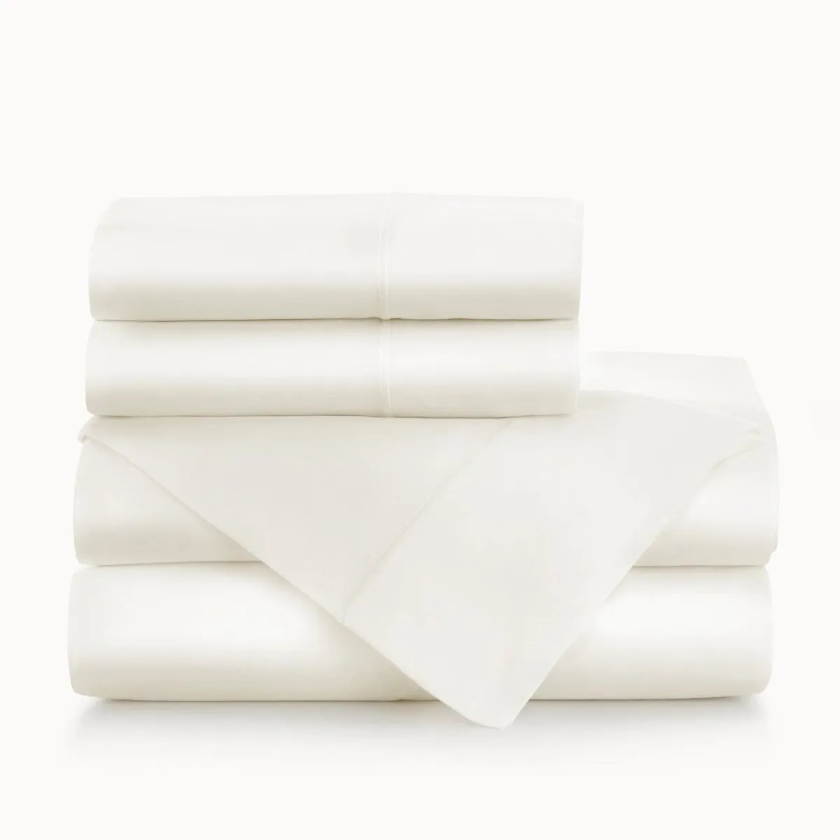 Soprano Ivory Bedding by Peacock Alley